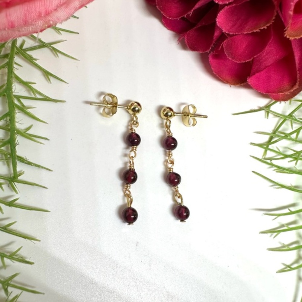 NEW⚜️Garnet Beaded Dangly Earrings